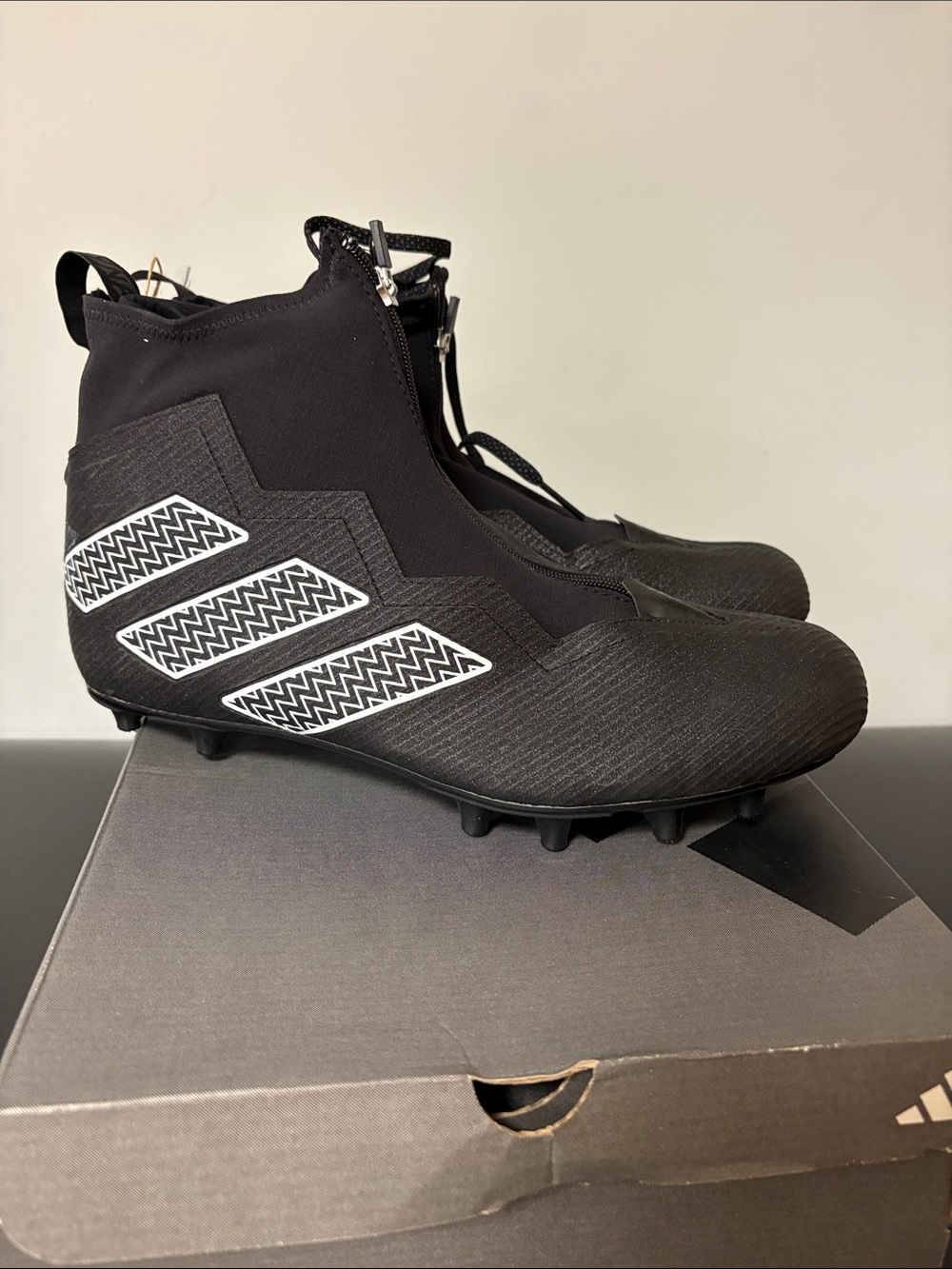 NWT Adidas Nasty Fly 2E Cleats